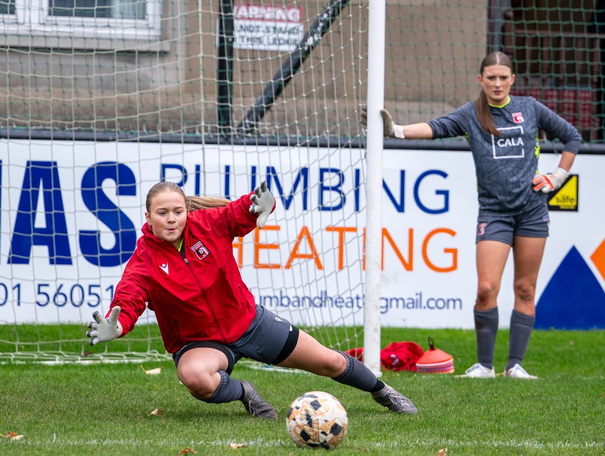 Locos warming up before todays match.  <a href="/locoladies/">INVERURIE LOCO WORKS FC LADIES</a> <a href="/ScotWFootball/">Scottish Women’s Football</a> <a href="/Jax_Mc_Media/">Jax Mc Media</a> <a href="/ee_sport/">EveningExpress Sport</a> <a href="/SWFLeagueOne/">Barclays Scottish Women's League One</a> <a href="/GirlsResults/">Scottish Football Results - Girls/Women</a> <a href="/BarclaysFooty/">Barclays Football</a> <a href="/hergoalmagazine/">hergoalmagazine</a>