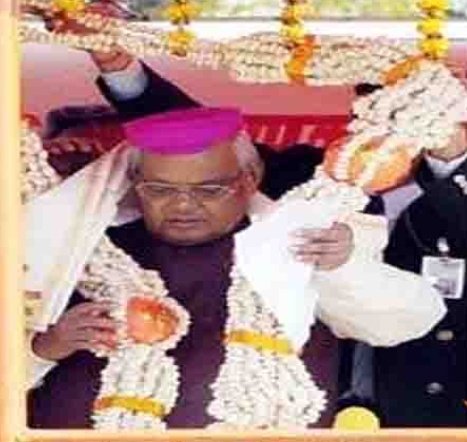 raunak_chaudhar's tweet image. जय जानकी 🙏
स्व. अटल बिहारी बाजपई  2003 मे मैथिली भाषा केँ भारतीय संविधानक 8म अनुसूची मे शामिल केलैथ !
आशा अछी जे अइ बैर @narendramodi चुनाव प्रचार, मैथिली भाषा के शास्त्रीय भाषा में शामिल करबाक बाद ए करत !
जय मिथिला जय मैथिली 
#Classical_Language_Maithili 
#शास्त्रीय_भाषा_मैथिली