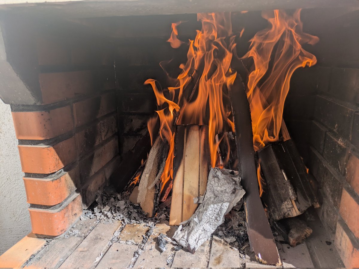 Després d'un any, treient pols a la bbq
