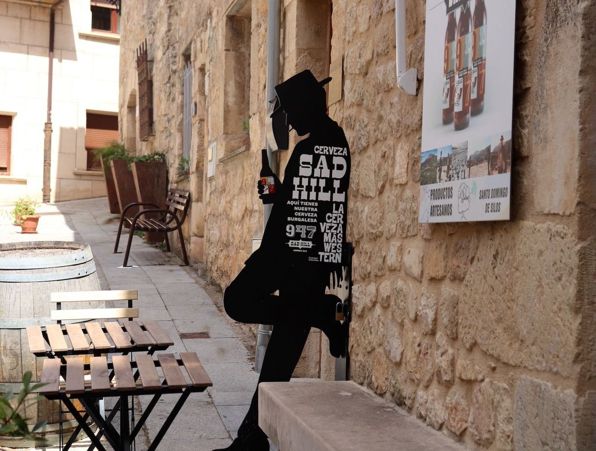 [#Nuevo] ¿Recuerdas el famoso Spaguetti Western "El Bueno, el Feo y el Malo"? Después de haber visto escenarios de rodaje en Almería, nos trasladamos a Burgos, al Cementerio de Sad Hill donde transcurren escenas míticas de la película 🎥 aetheriatravels.com/cementerio-sad…

#cine <a href="/CyLEsVida/">Turismo Castilla y León</a>