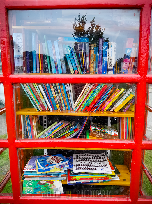 Yellow14Photog1's tweet photo. Phone box library, Chipperfield, Hetrfordshire.
.
More here: https://t.co/fiUw8YNkG7
.
#chipperfield #hertfordshire #streetphotography #streetphotos #phonebox #phoneboxlibrary #redphonebox #streetlibrary #library  #photooftheday #books #britishphonebox #pillarboxred #greatidea https://t.co/j5smAeiArM