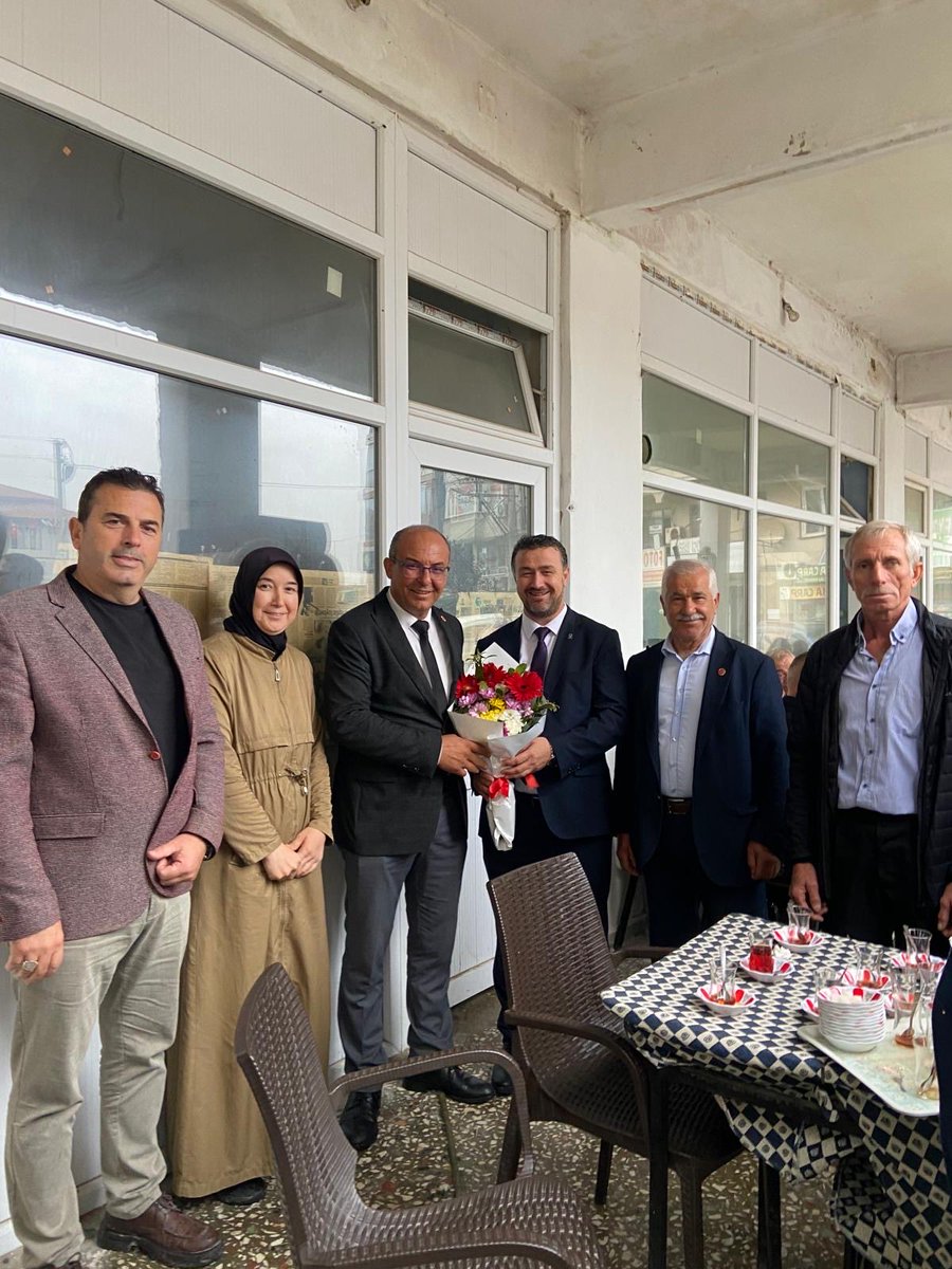 📌Cumhurbaşkanımız Sayın Recep Tayyip Erdoğan’ın ifade ettiği gibi, “Muhtar, milletin ta kendisidir.”
Bu anlayışla, milletimize özveriyle hizmet eden tüm muhtarlarımızın 19 Ekim Muhtarlar Günü’nü kutluyor, çalışmalarında başarılar diliyorum.
<a href="/MutluTurgutt/">Mutlu Turgut</a>