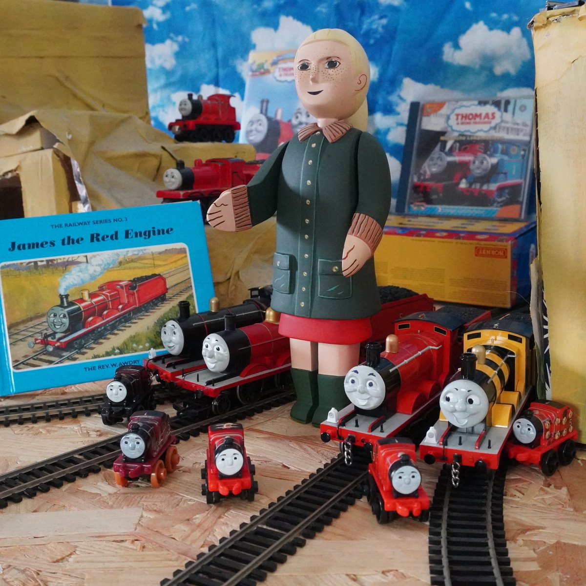 Alice Astray tweet media