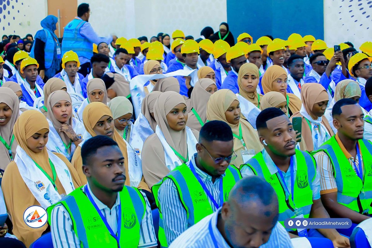 Proud to see 1,000 Somali youth graduate under the Economic Inclusion component of Baxnaano — a milestone in our journey to build inclusive, resilient social protection in Somalia.
#Baxnaano #YouthEmpowerment #Somalia #MoLSA #WorldBank