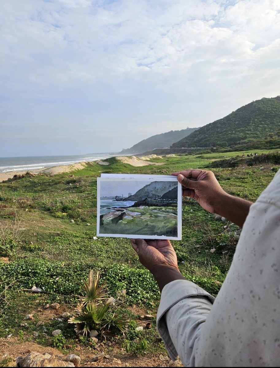 NeelimaEaty's tweet image. PV Hanumanthu, former civil engineer from #Vizag, has built strong name in city’s art scene through #murals and watercolour landscapes. With over 500 #paintings &amp;amp; major works like Naval Dockyard mural, his journey highlights passion 
newindianexpress.com/good-news/2025… 
@xpressandhra