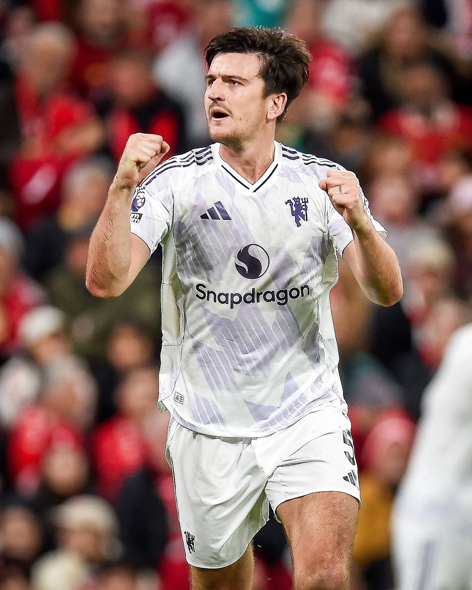 Maguire membayar tuntas “hutangnya” 🤩

#poroshalangid
