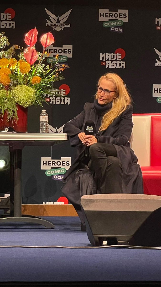More of Gillian at Heroes CC Belgium. C:<a href="/Lucygllm/">rouxe</a> ♥️♥️♥️