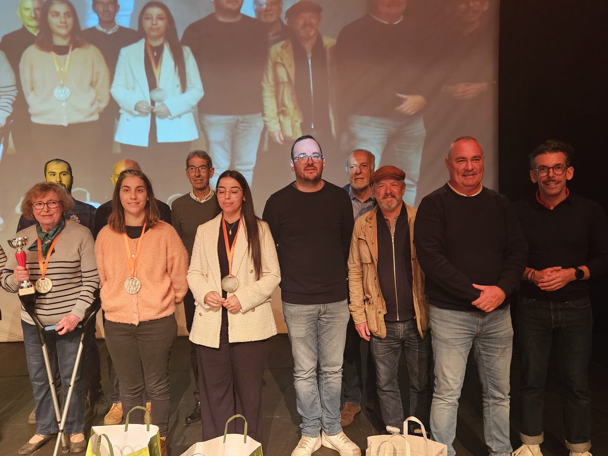 Fier de nos traditions bretonnes !
Bravo à la Confrérie du Gâteau Breton pour l’organisation du concours à Océanis, au son du Bagad de Ploemeur 🎶
👏 Félicitations à la gagnante quévenoise !
#Ploemeur #Bretagne #GâteauBreton