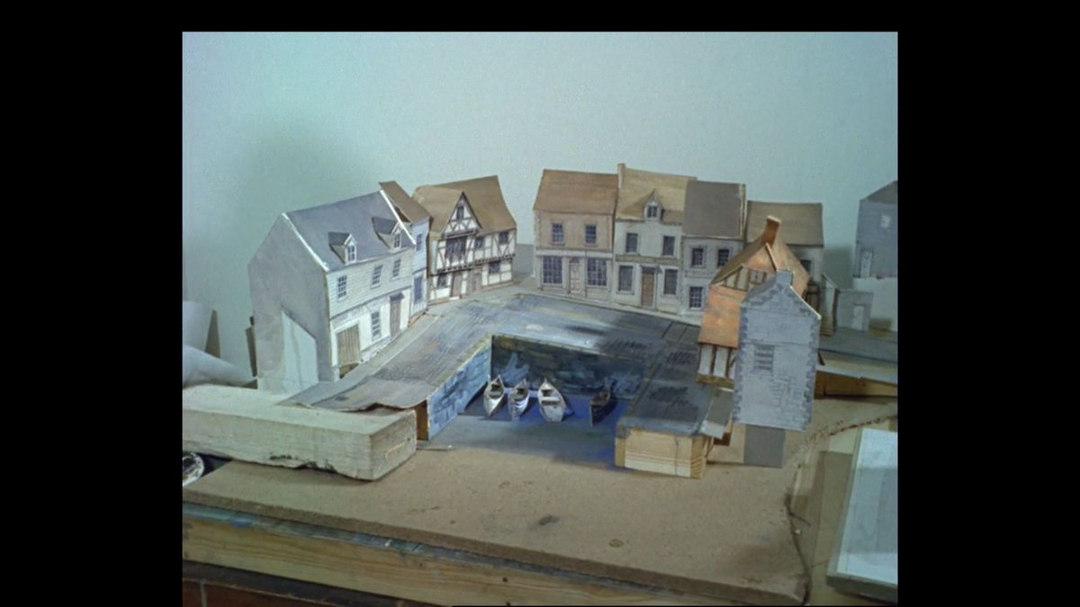 TalkingPicsTV's tweet image. A magical look at the cities built for films at #Pinewood and #Shepperton Studios.

LOOK AT LIFE: THE CITY'S BUILT FOR SHOOTING (1960) 7:50pm on #TPTV