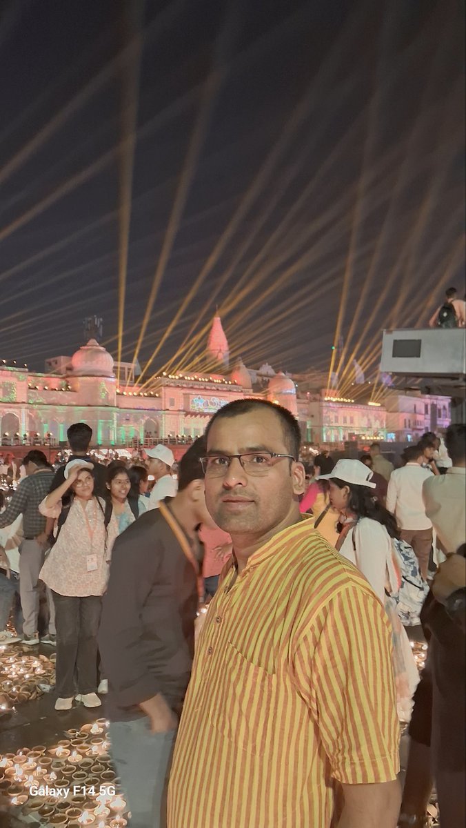 dinesh4pathak's tweet photo. अद्भुत अलौकिक अयोध्या!
#Deepotsav2025 https://t.co/ZyoMeAGPQ6