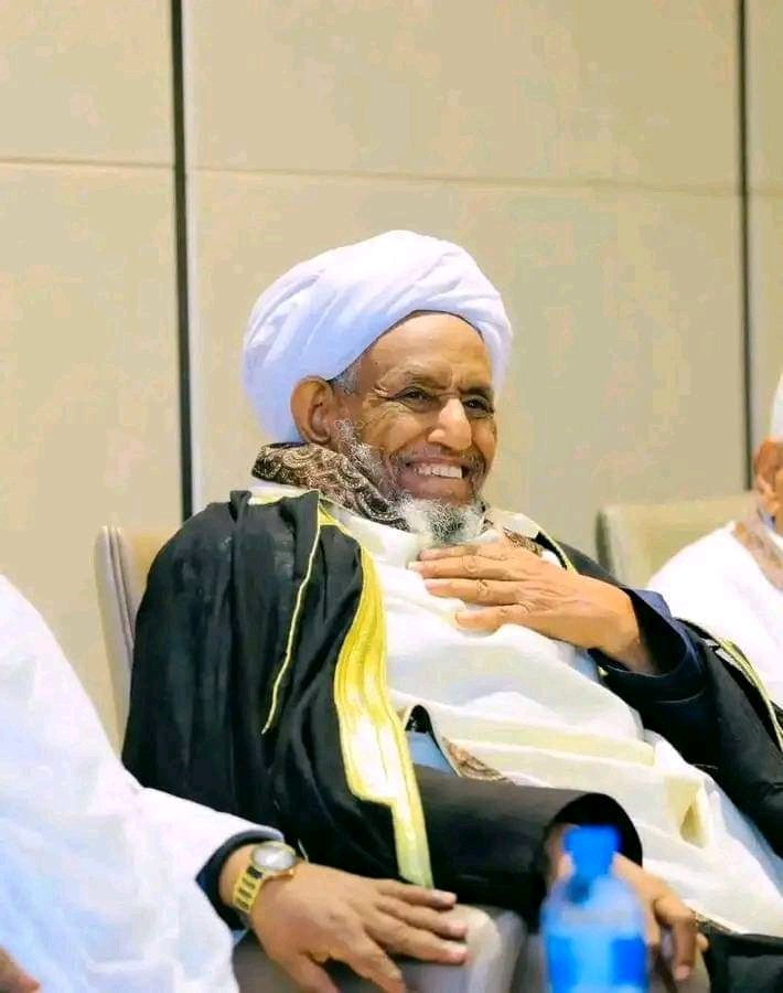 __FuadeIv's tweet image. Every soul shall taste death. Then to us will you be returned.
("كُلُّ نَفْسٍ ذَائِقَةُ الْمَوْتِ ۖ ثُمَّ إِلَيْنَا تُرْجَعُونَ")

ኢናሊላሂ ወኢና ኢለይሂ ራጁዑን 💔