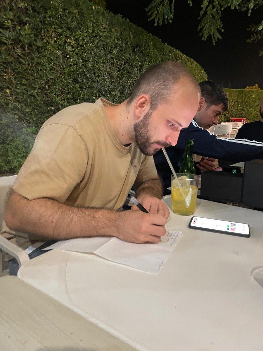 Nuestro líder tuvo tanta sed de conocimiento que alcanza el éxito el domingo llegando a la cina del cubil. Ahora jugará top 8.