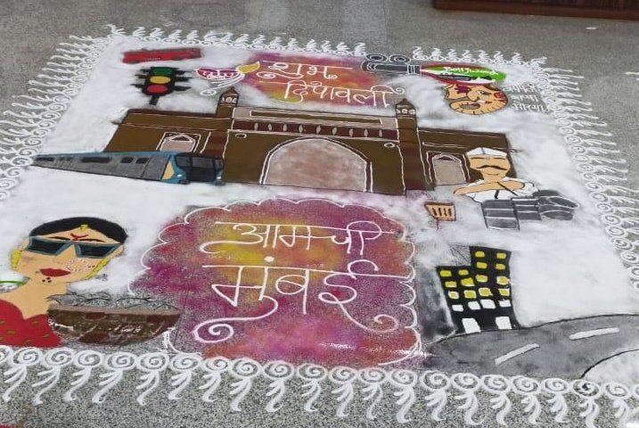 MumbaiMetro3's tweet image. 🎨 Celebrating the spirit of #AamchiMumbai with vibrant hues on #AquaLine! 💜
Because every #MetroLine3 stop deserves a splash of festivity! 🌼

#MumbaiMetroLine3 #DiwaliVibes #RangoliCompetition #FestiveMood 🚇✨