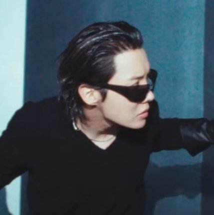 hairline so full and healthy ugh his luscious thick hair nasty ass fuggly men could never