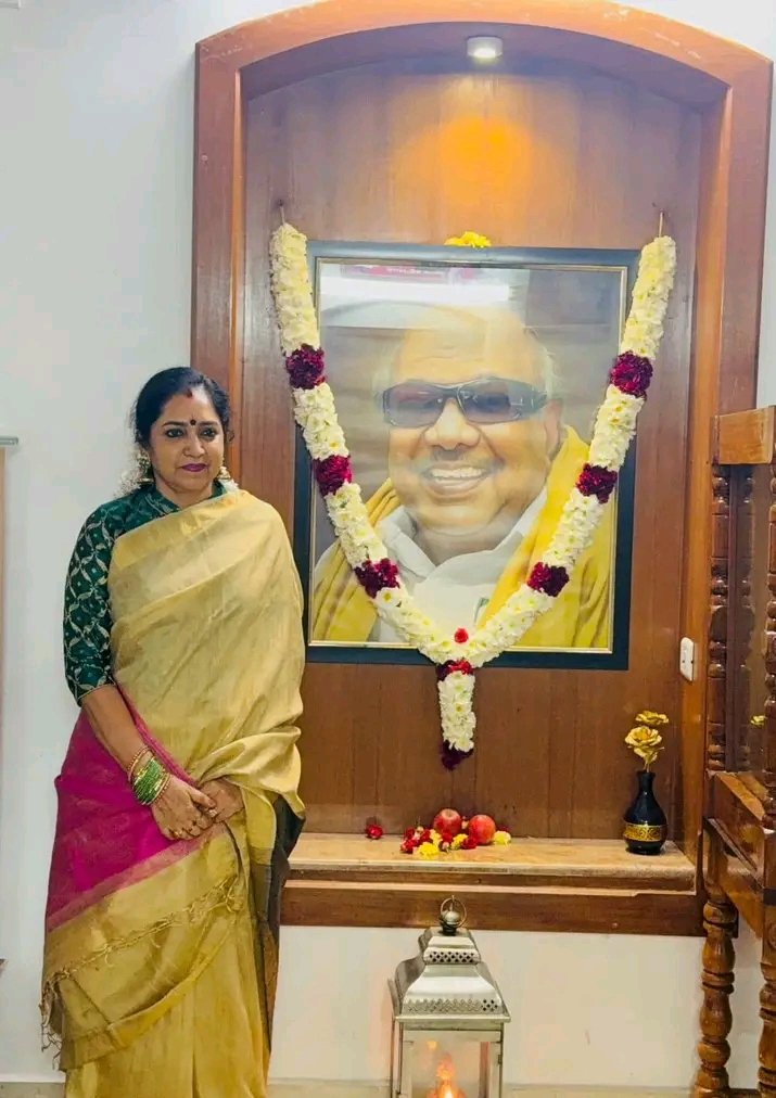 SenthilKumar088's tweet photo. 🌎வட சென்னை படத்தின் இயக்குநர் @VetrimaaranOffl வெற்றிமாறனின் பிறந்த நாளில் யூடியூப் சேனல் தொடங்கிய தம்பி கருணாகரன், சத்ரபதி சிவாஜியின் கோராகட் கோட்டைக்கு விஜயமான வீடியோ காணொளியை பதிவேற்றம் செய்த வேளை, தென்சென்னை எம்.பி சுமதி அவர்கள் முகநூல் தொடங்கிய நாளாக உள்ளதை கண்டது. #திங்கள் https://t.co/r8P5ptfUUl