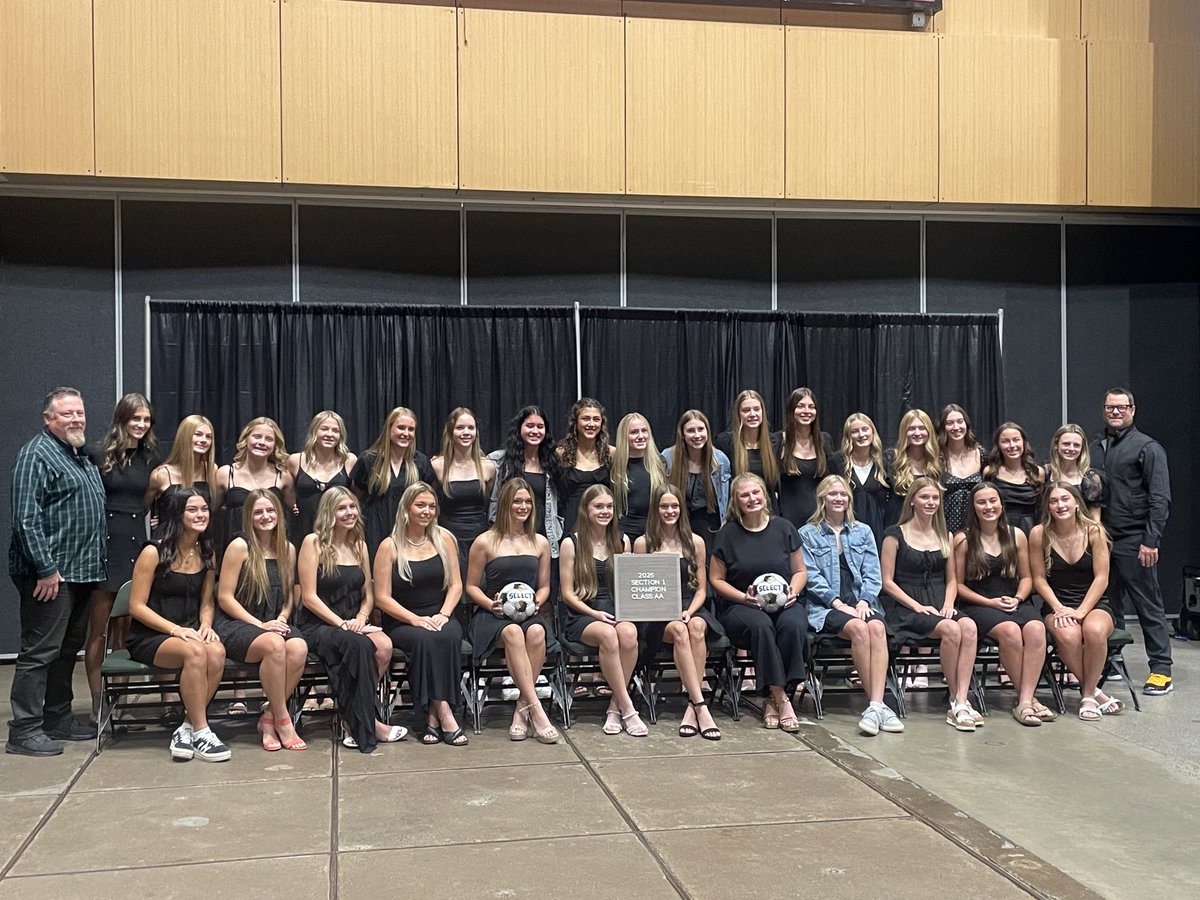 LadyBearsFutbol's tweet image. Talent opens the door. 
Mindset keeps you in the room.
Represent Section 1AA - State Banquet #FOB #GATA