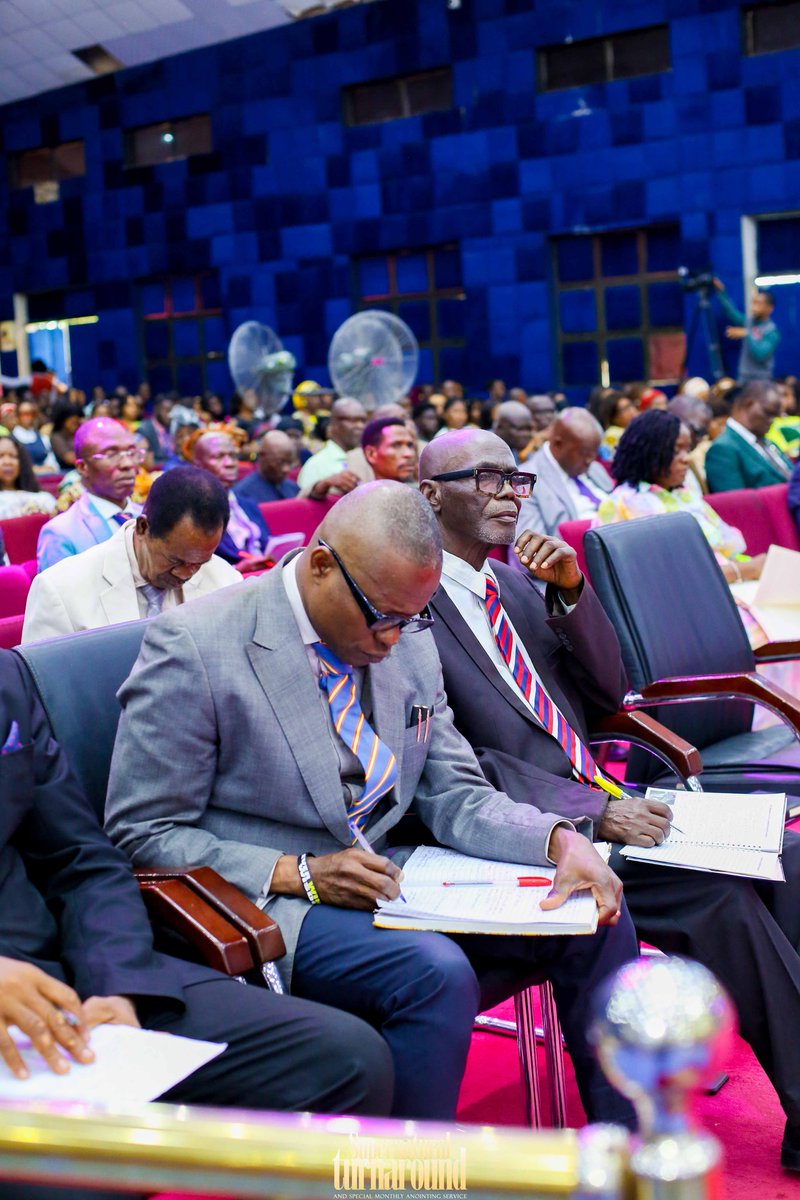 LFCBENIN's tweet image. #WORDSESSION 
The word doesn't only change you it changes Things