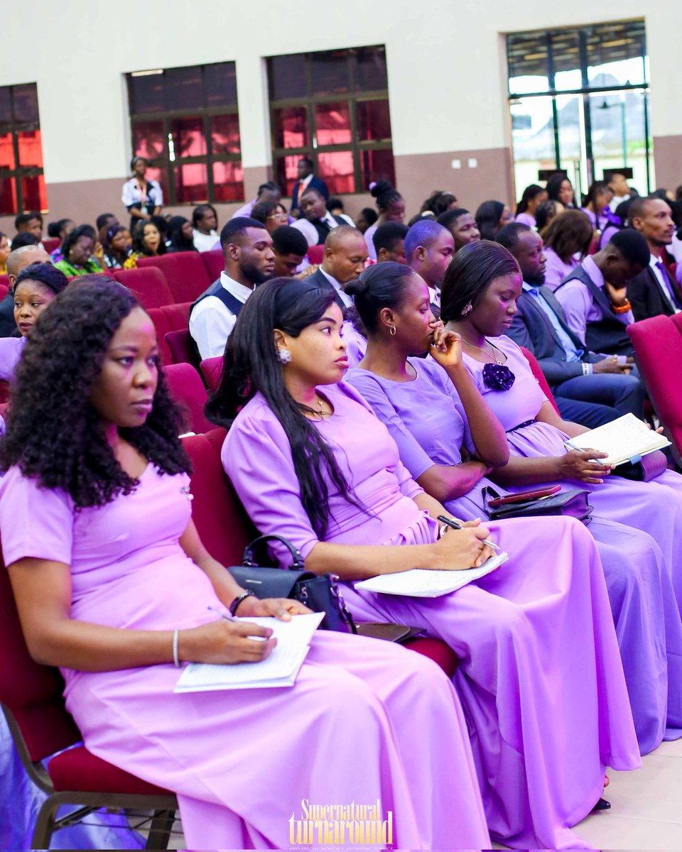 LFCBENIN's tweet image. #WORDSESSION 
The word doesn't only change you it changes Things