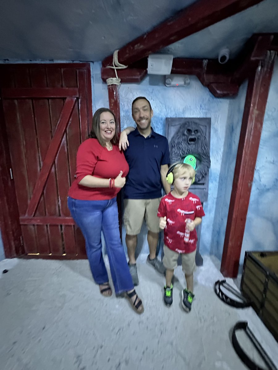 Dani | ThisFloridaLife tweet media