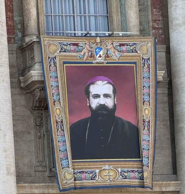 "Abp Ignacy [Malojan] oświadczył prześladowcom: «Bóg nie pozwoli, abym wyrzekł się Jezusa, mego Zbawiciela. Przelać własną krew za Wiarę to najgłębsze pragnienie mego serca»" #JanPawełII 07/10/01