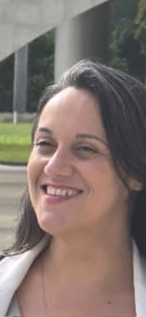 Sempre um queixada pronta pra mamar