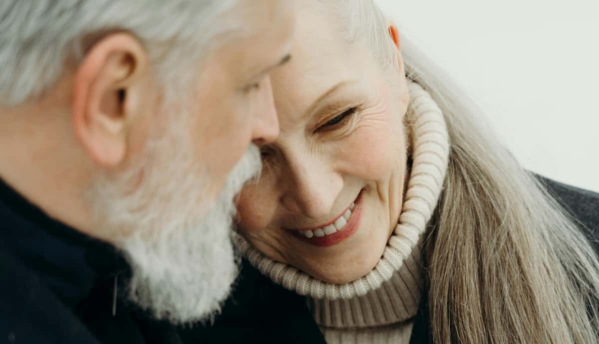 PsyBlog's tweet image. 14 Essential Relationship Rules Every Couple Should Follow (P) spring.org.uk/2025/10/14-imp…