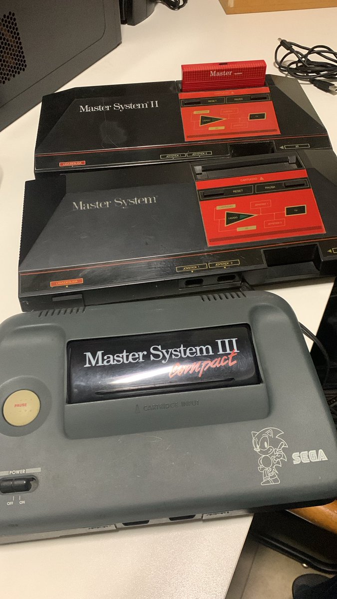 Happy birthday Master System / Sega Mark III. Still relevant and being sold here in Brazil! 🙌🤟🇧🇷