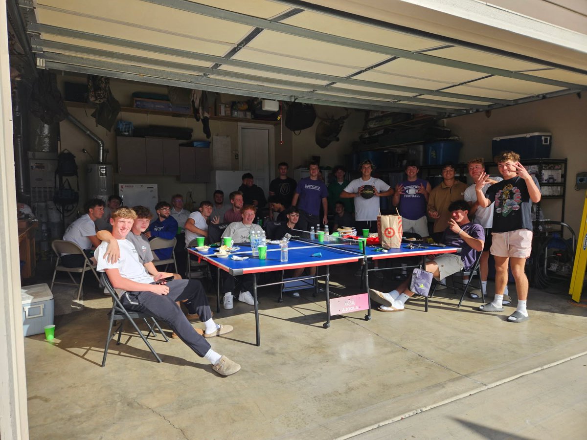 Gage_HobbsQB's tweet photo. One of the best parts of the season, varsity dinner with the guys. It’s more than football, it’s family. Grateful for every one of these guys!
#VarsityDinner #Brotherhood #TeamFamily #FridayNightLights #Grateful #AllIn #FootballLife #QB #QBRecruit #Ridgeview https://t.co/ZFWn9Kw9mU