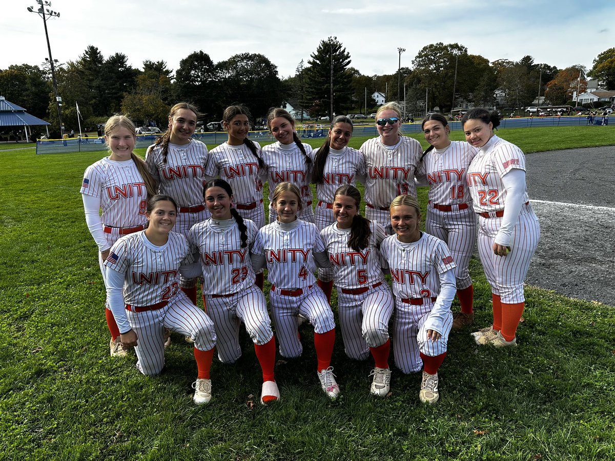 Unity16UJones's tweet image. Great showing at New England’s Finest. Congrats to @jaidalong22 @keating_haylie @MicahPritzlaff and Carly Pfeiffer on their HRs 💪
@EC_Recruit @coastrecruits @sbrretweets @eastcoastfp @toppreps @sballrecruiting @softballclips @ExtraInningSB @SBRRetweets @UnityNewJersey