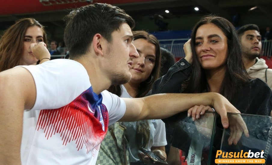 TrollFootball's tweet image. "I scored the 84th min winner against Liverpool at Anfield."