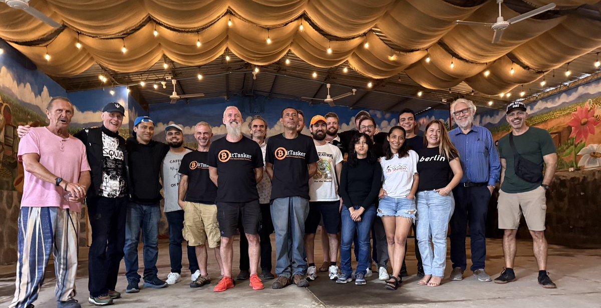 EconomiaBtc's tweet image. It was great to see so many of you at our Berlín meet up yesterday!

Some speakers for our Nov 22-23 conference and Bitcoiners living here got to meet and record content at the same venue as our Bitcoin Month event.

Stay tuned for the videos, and see you all here in a month 🇸🇻🚀