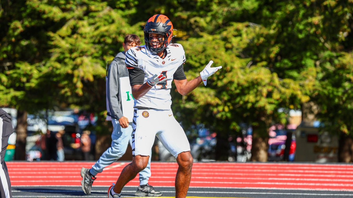 A 2-0 <a href="/IvyLeague/">Ivy League</a> feeling. 

#JUICE 🍊🥤