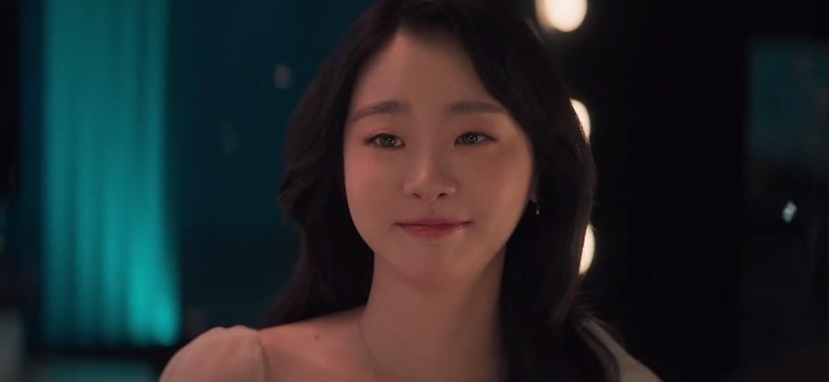 YR proudly watches as her best friend fulfills her biggest dream 🥹🫶🏻

#AHundredMemories
#AHundredMemoriesEp12