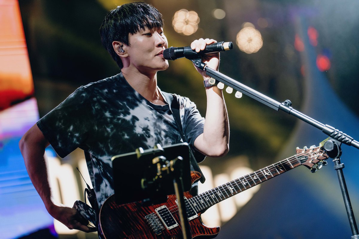OWLWAIT's tweet photo. What an unforgettable night! ⚡
SHAUN lit up Suntec Plaza at #GrooveDriverFestival with emotion-packed electronic vibes 🙌

#SHAUN #OWLWAIT #ArtistBooking #MusicFestival #SingaporeEvents #LiveEvents https://t.co/BhdCSyvn0L