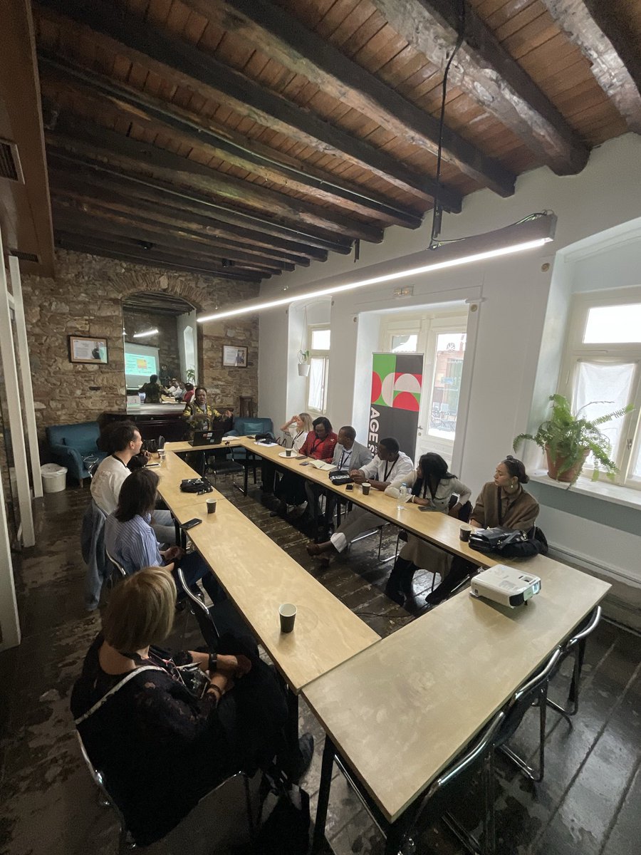 Youthmakers Hub tweet media