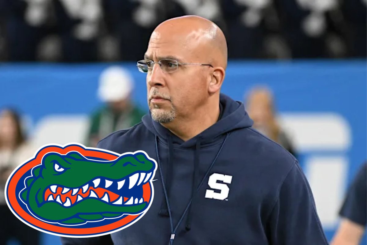 College Football Zone tweet media