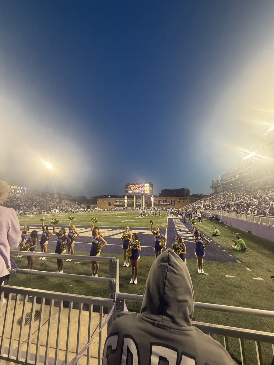 Michael Harris (@michael19461730) on Twitter photo Thank you <a href="/JMUFBRecruiting/">JMU Football Recruiting</a> and <a href="/coachdc34/">Drew Canan</a> for having me for a game day visit, the hospitality was amazing! Go Dukes! <a href="/Coach_Nguyen/">Jimmy Nguyen</a> <a href="/NewCanaanFB/">New Canaan Football</a> Thank you <a href="/JMUFBRecruiting/">JMU Football Recruiting</a> and <a href="/coachdc34/">Drew Canan</a> for having me for a game day visit, the hospitality was amazing! Go Dukes! <a href="/Coach_Nguyen/">Jimmy Nguyen</a> <a href="/NewCanaanFB/">New Canaan Football</a>