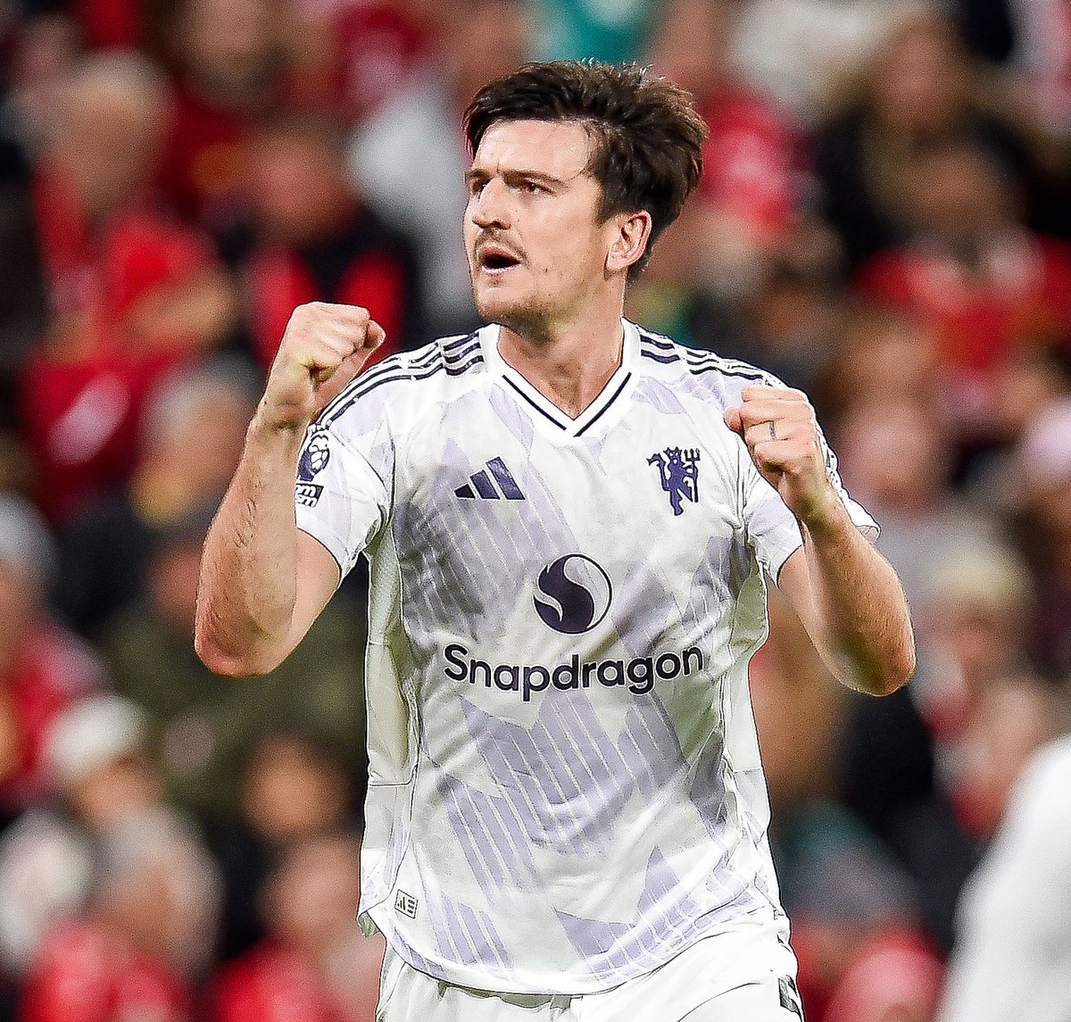 CFC_Janty's tweet image. whichever youth coach made Maguire a defender robbed football of one of the greatest strikers of this generation