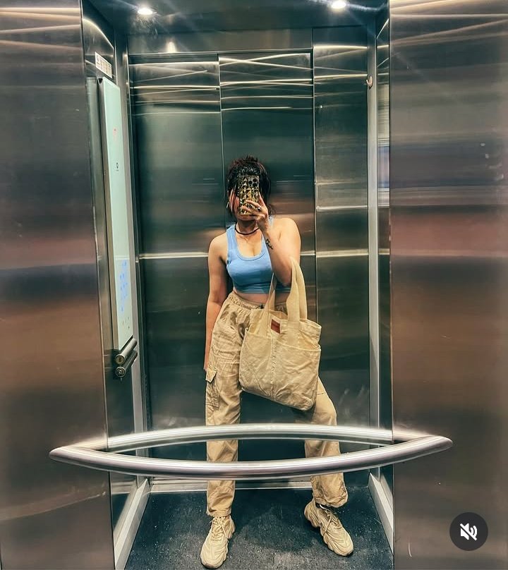 सभी X Creater को छोटी दीपावली कि हार्दिक बधाई...🙏🙏

🪔 दिवाली अच्छे से मनाएं 🪔

पटाखा 💣और पटाका💃 दोनों फोड़े 😂