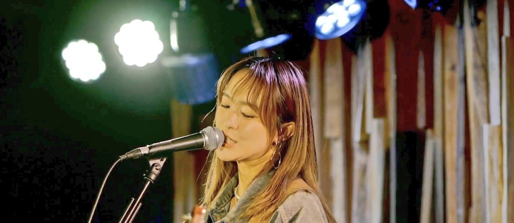 Leola_Family's tweet photo. 配信楽しかったよ♪
#Leola #VoicesinMotion #somenokyoto #TIGETLIVE https://t.co/lGzKOG40Xz