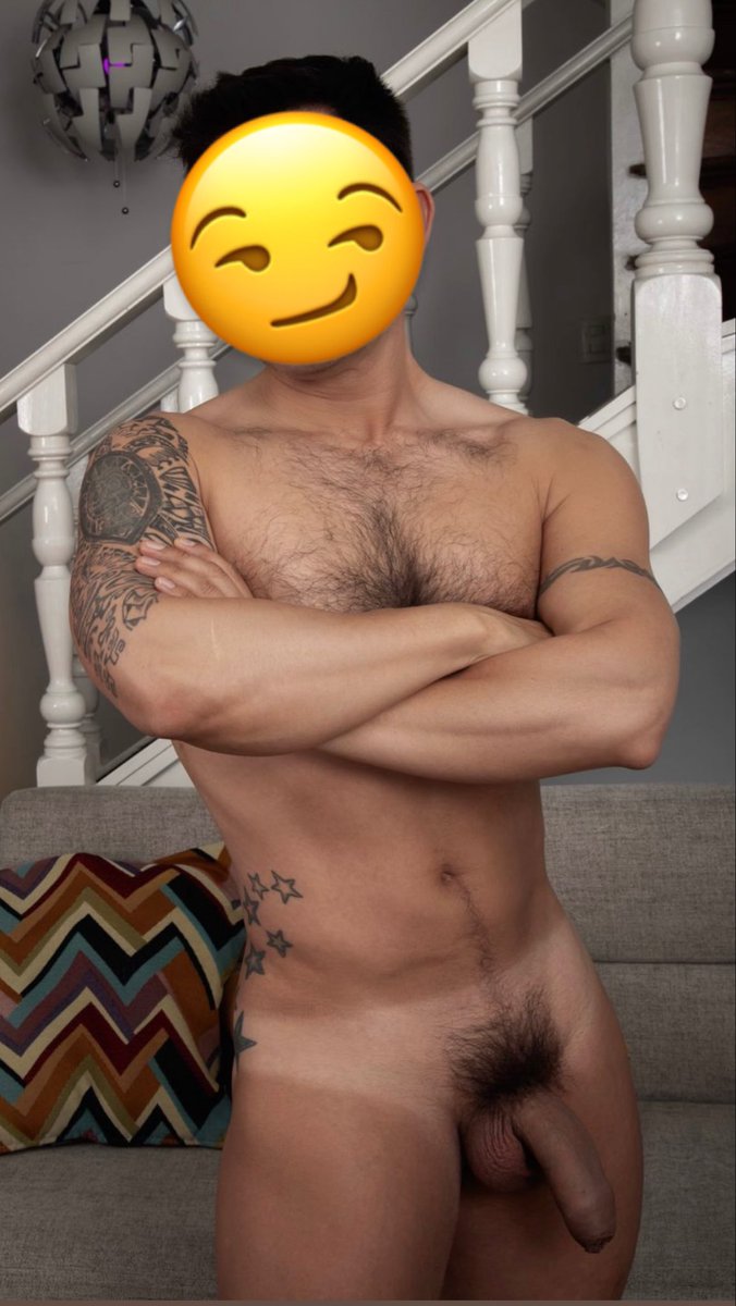 Hoy es domingo DPCH (de pelar chimbo) y hoy los dejo con una de las fotos que me tomó <a href="/JMarentes_Ph/">JMarentes</a> para el calendario del 2026.
Vienes a acompañarme?