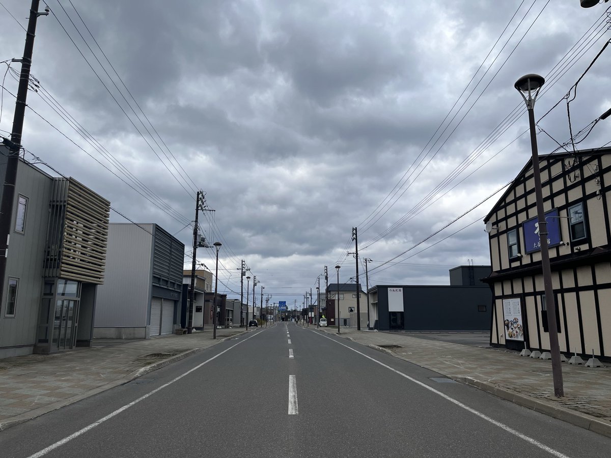 2025.10.19寿都町『秋の海フェスタ』にて🎤
３ステージがっつり歌ってきました！聴いてくれた皆さん、歌わせてくれた寿都町の皆さんありがとうございました！
ステージ合間に道の駅"みなとま〜れ"の曲を作っており、美味いもん写真撮り忘れました…涙
お詫びの寿都写。。。
無事書けたから次回寿都で🎸