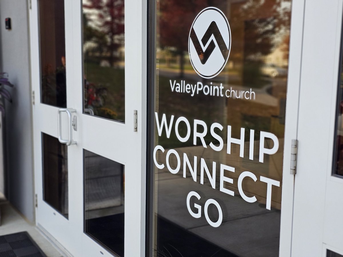 ericfkoehler's tweet photo. Happy 54th Birthday, @thevalleypoint! We are ready to celebrate and give thanks. 🙌 https://t.co/KHXgG8Qvb5