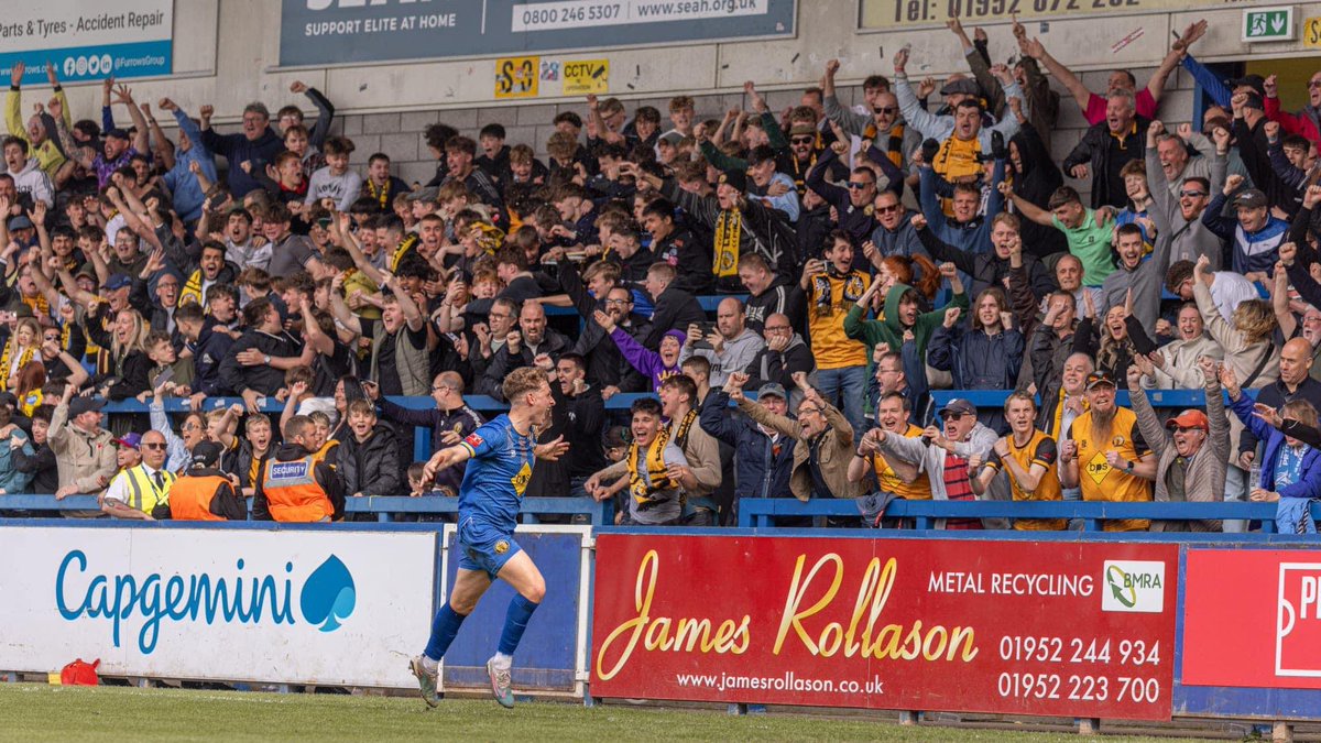 BrakesTrust's tweet photo. Our #10 has already cemented his name in the history books with a certain goal, in a certain play off final. We are very lucky to have him ๐๐ค
Itโs been one hell of a ton so far, hereโs to you Willo, congratulations ๐๐ป๐๐ป๐๐ป
#Brakes #EwanWilliams #BrakesTrust #100appearances https://t.co/8VYD0hl23A