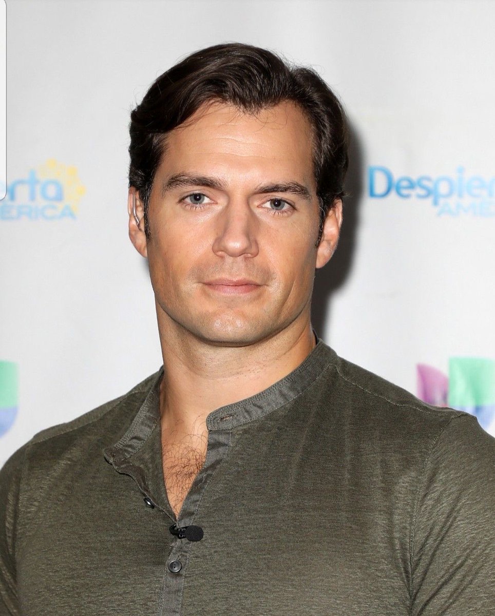 Henry Cavill tweet media
