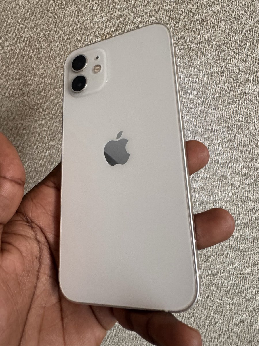 iPhone 12 | 64GB | White | 85% battery life | $250 | +263783074777 #iphone #zimiphones🇿🇼 #zimbabwe