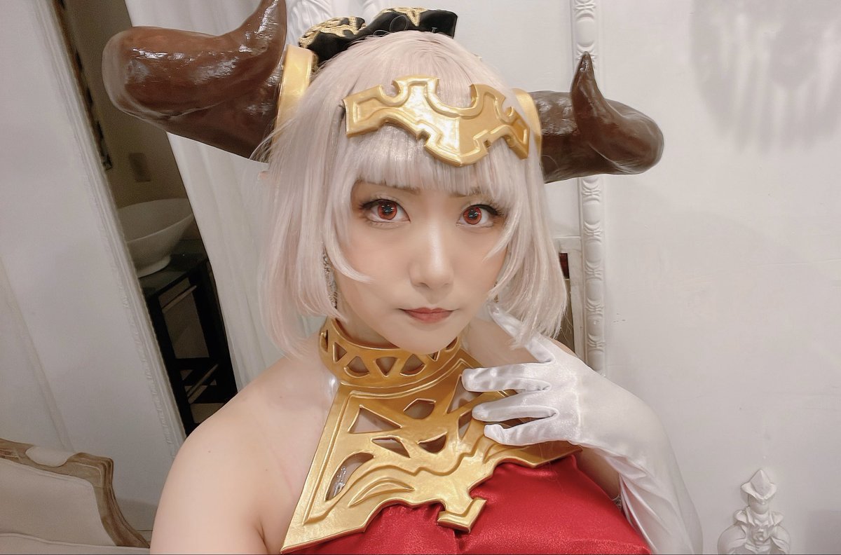 アリーザで参加してきました🙌
推しのドレス考える時間も楽しかったし、いっぱいのグラブルレイヤーさんと併せできるのも楽しかったし、みんなの解釈を聞けるのも楽しかった✨✨
ありがとうございました😊💕

 #1019季節外れのグラブルVD併せ