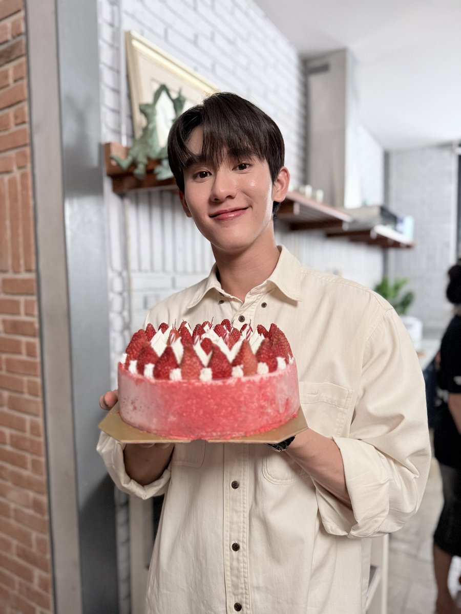 kasibook's tweet image. ขอบคุณค้าบบบบบบบ รักน้าน้องเม @MelodyOfSecrets