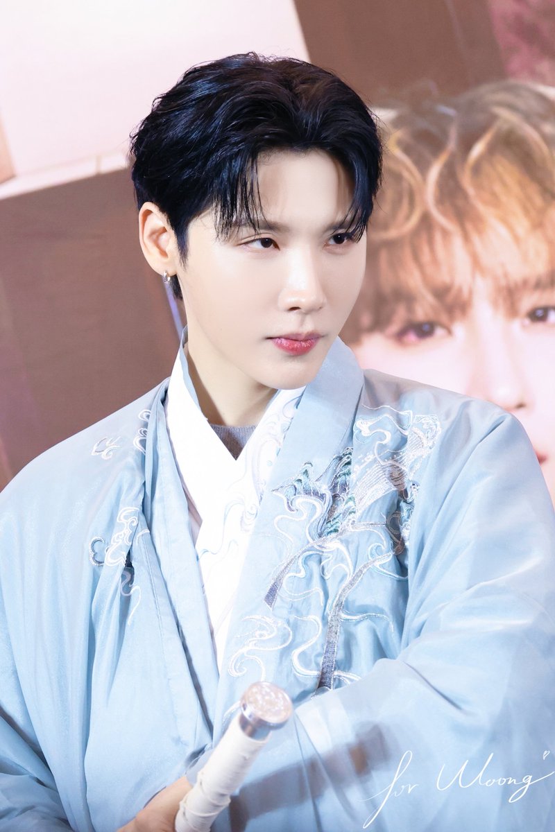 #전웅 #JEONWOONG
#AB6IX #에이비식스