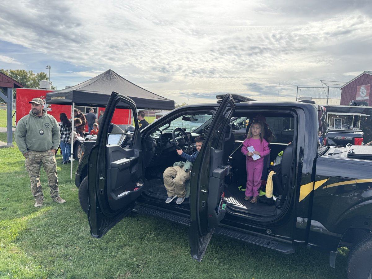 𝗣𝗛𝗢𝗧𝗢𝗦: 𝗧𝗼𝘂𝗰𝗵 𝗮 𝗧𝗿𝘂𝗰𝗸 𝘄𝗶𝘁𝗵 𝘁𝗵𝗲 ... ocv.im/cHEyu9x